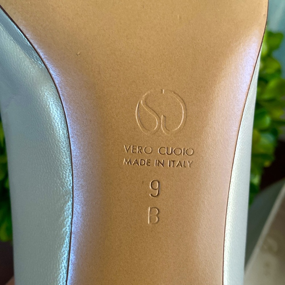 ST. JOHN CREAM CLASSIC PUMPS SIZE 9 🌟EUC🌟 - Picture 12 of 16